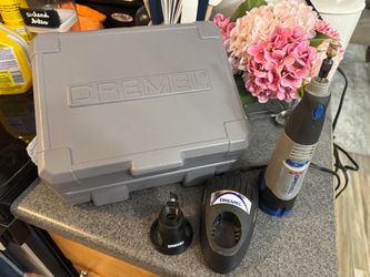 Dremel 8000, 10.8V Lithium-Ion Cordless Rotary Tool with Battery, Charger and Storage Case