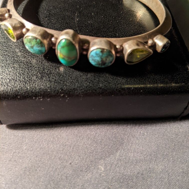 Gorgeous Taxco Sterling Silver Bracelet Turquoise & Peridot