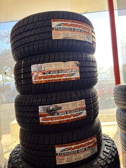 215 40 R 18 vendo llantas nuevas marca arroyo