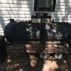 500 Gallon Smoker