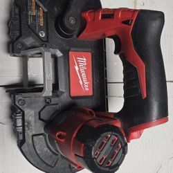 Milwaukee M12 Bandsaw 
