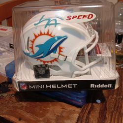 Dolphins Xavian Howard Signed