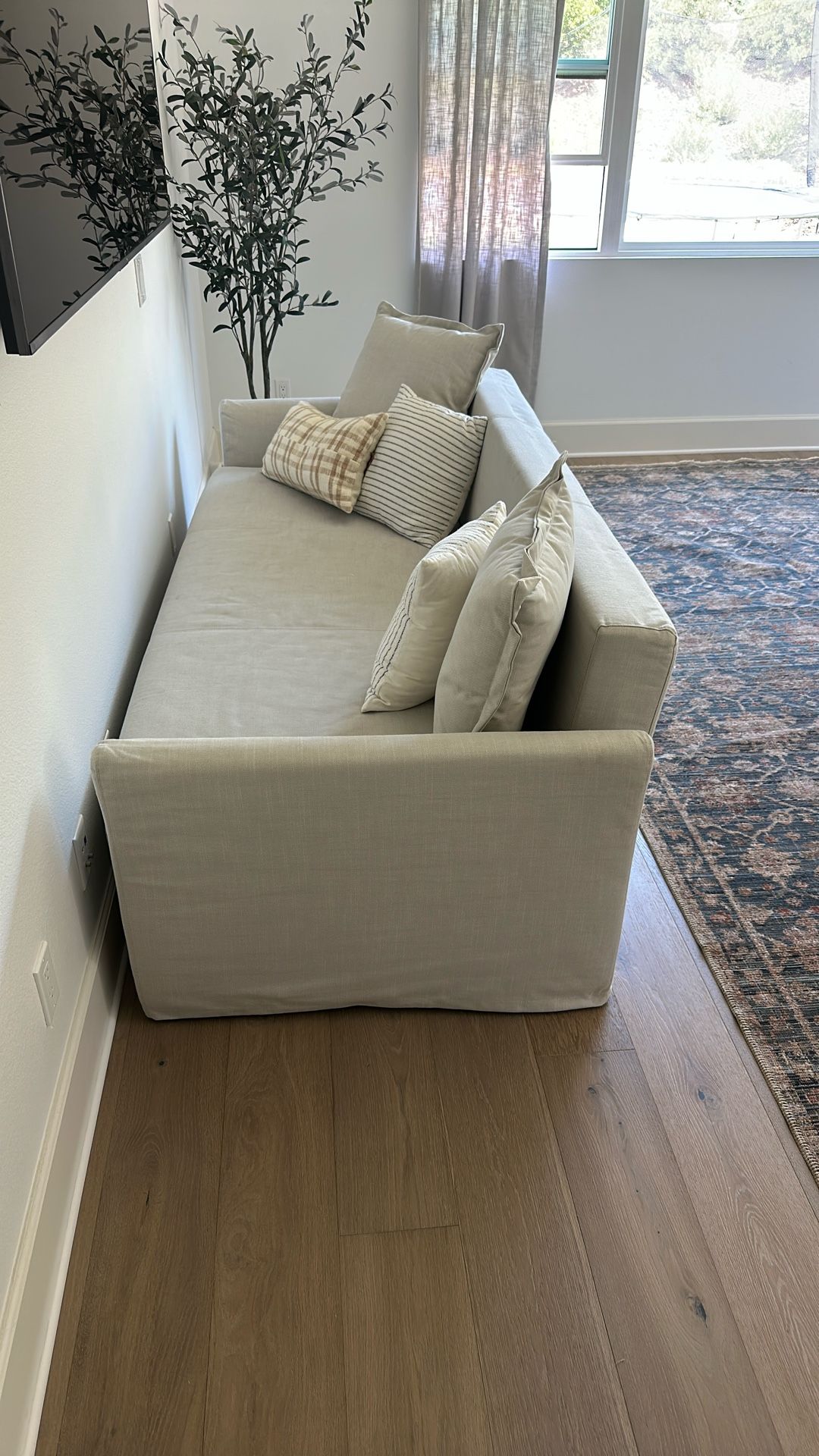 3-seat sleeper sofa