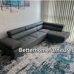 Brand New Leather Sectional Sofa// Available In Other Colors// Finance Available 