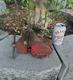 Vintage Columbian vise penny-pincher