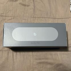 Beats Pill Wireless Speaker Beats X Kim