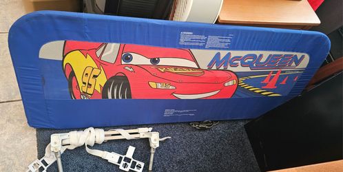 Mc Queen side bed safety
