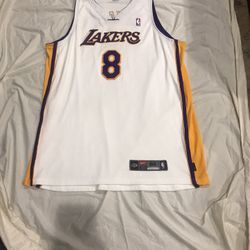 Kobe Bryant White Lakers Authentic Stitched Nike Jersey Size 56