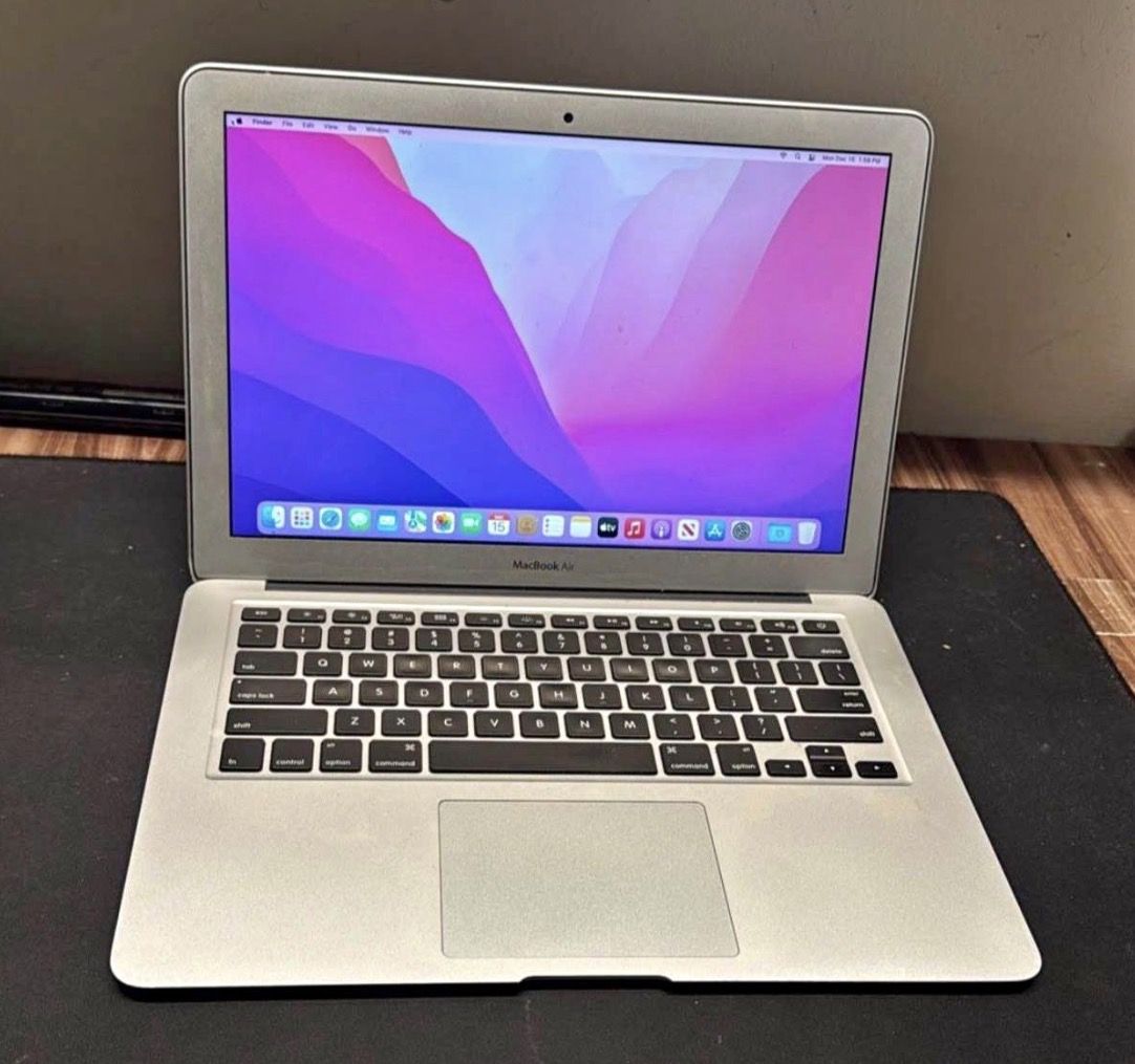 MacBook Air 128GB 13Inch Screen