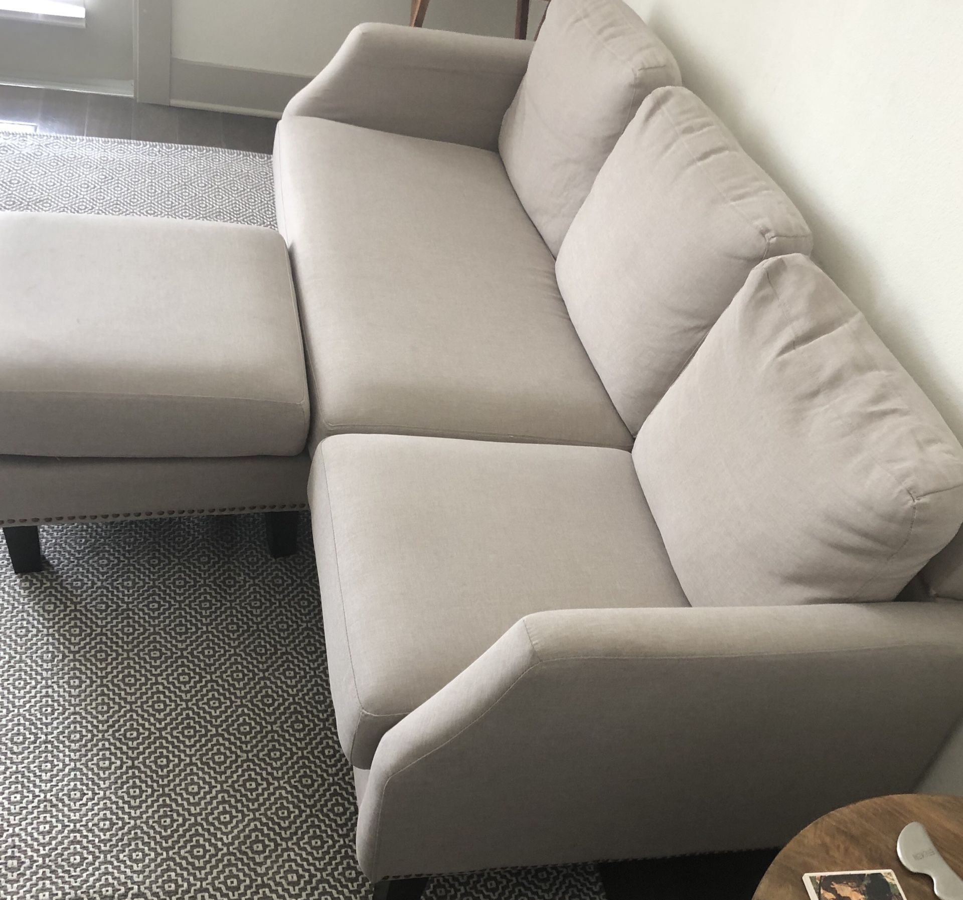 Edenburg Reversible Sectional! Accepting Offers! Will Deliver in Houston area!