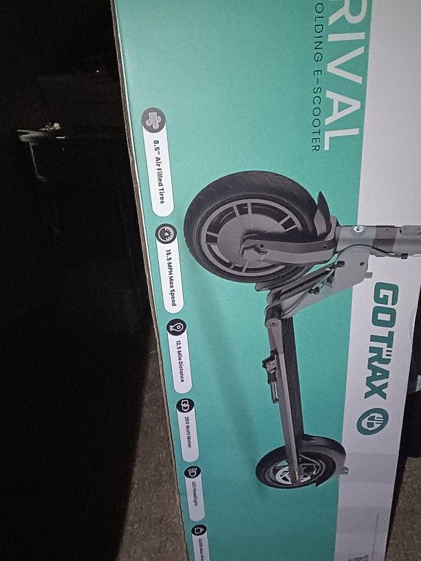 GO TRAX SCOOTER