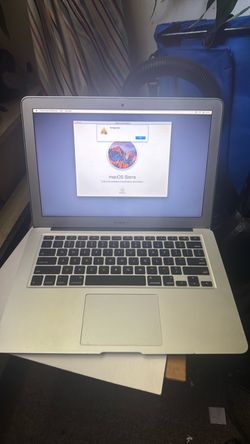MacBook Air  (Please read)