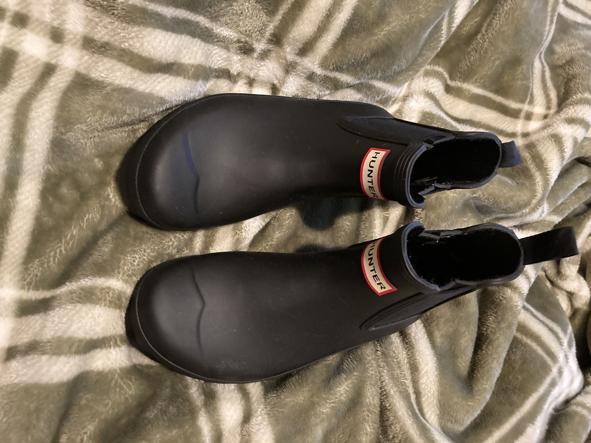 Hunter Chelsea Rain Boots Size 9