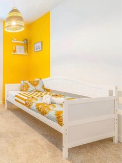 White Wooden Daybed