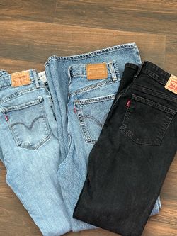 Women’s Levi