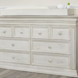 Vienna Baby Dresser/Changing Table