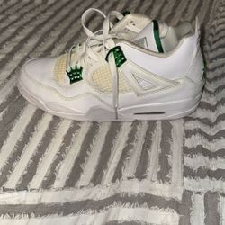 Jordan 4 Retro Metallic Green