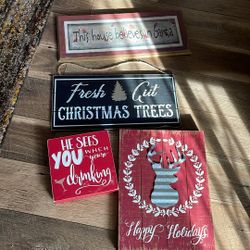  Christmas Wall Pieces