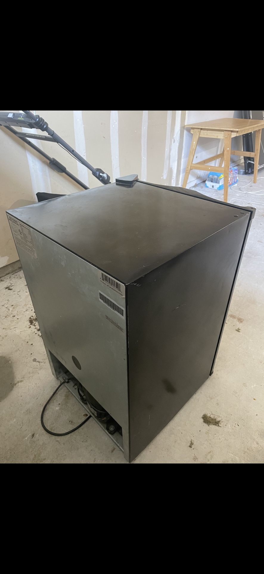 Mini Fridge