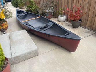14ft canoe with oar