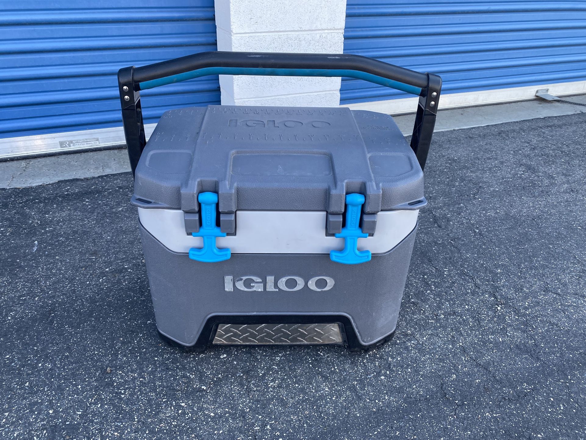 Used Medium Size Cooler