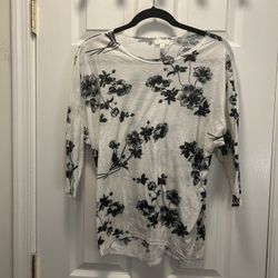 Black and White Floral 3/4 Length Tee
