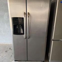 36” GENERAL ELECTRIC  REFRIGERADOR FRIDGE HELADERA NEVERA WORKING PROPERLY DELIVERY 