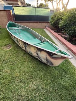 2 or 3 person Coleman Canoe model 5905c