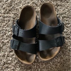 Birkenstock Sands Size 7