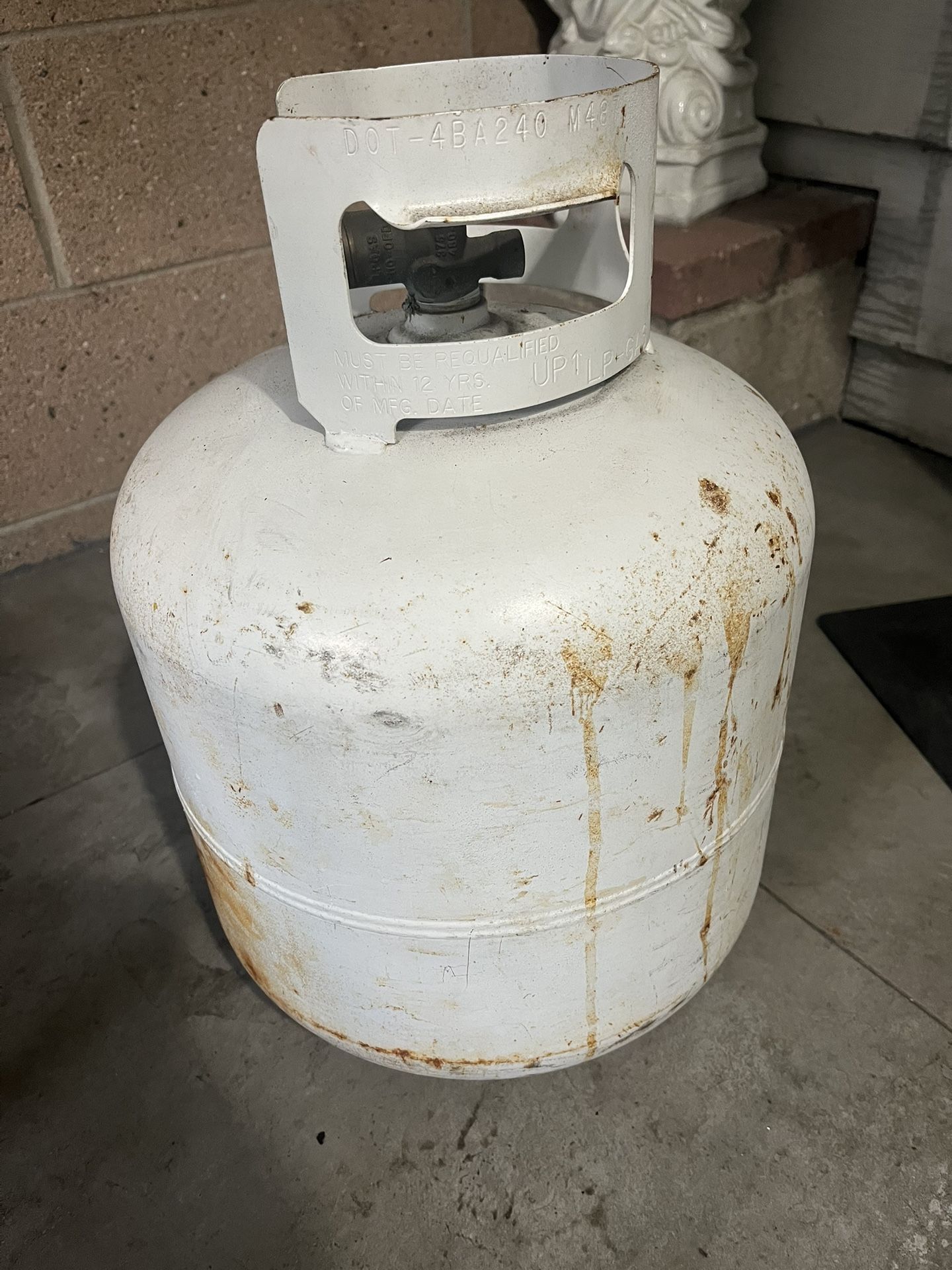Empty Gas Tank