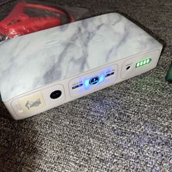 Halo car jump starter