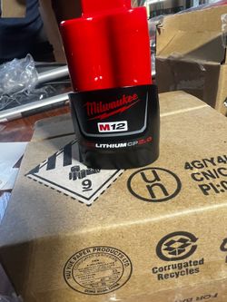 MILWAUKEE BATTERY 2.0Ah  M12 12-Volt Lithium-Ion 2.0 Ah Compact Battery Pack