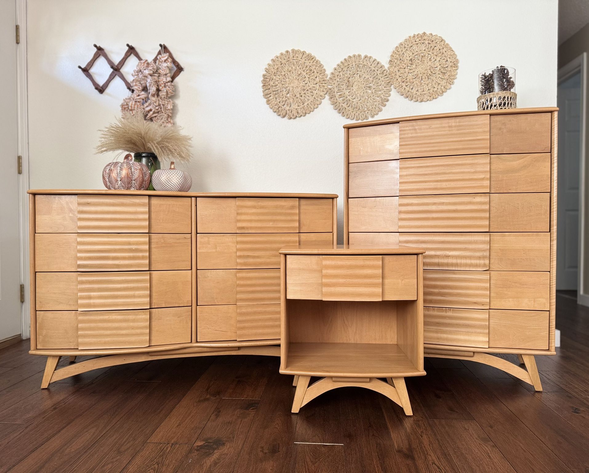 MCM 3-piece Dresser Set