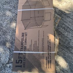 15 Ft Trampoline With Enclosure Box 2 Of 2