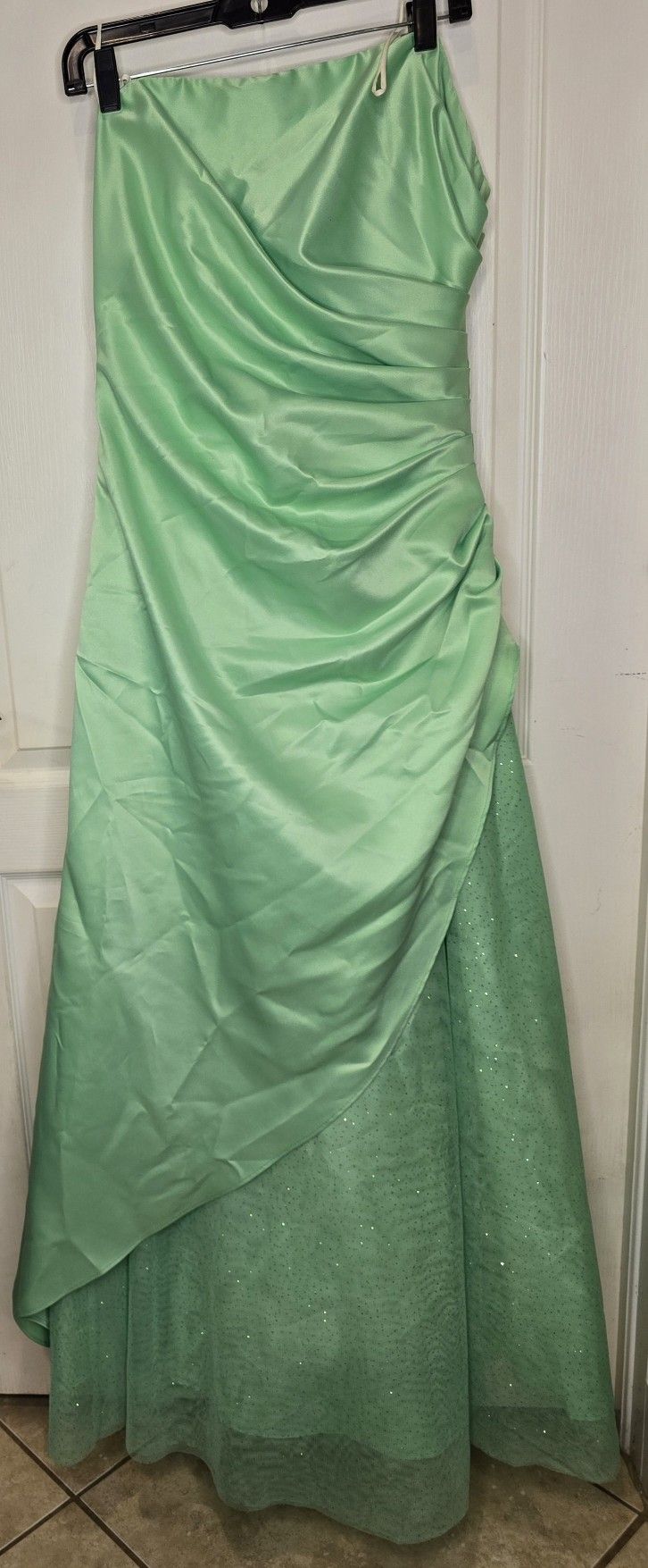 Onyx Nite Vintage Women's Formal Bridal Dress