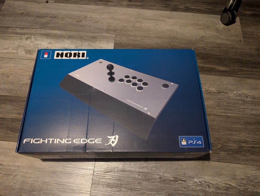 Hori Fighting Stick Ps4 Like New