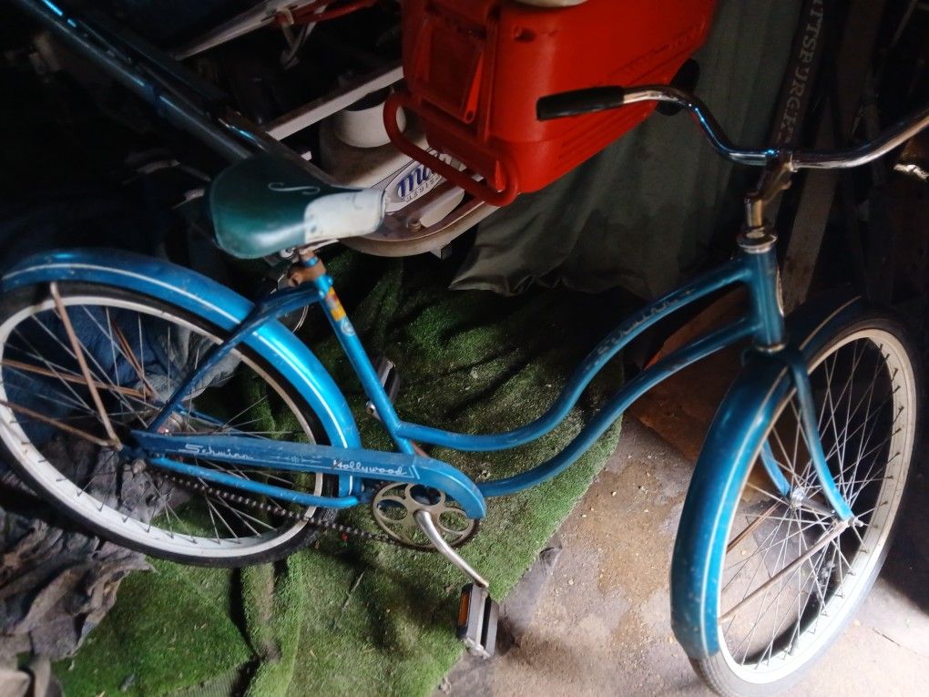 Schwinn Hollywood 26"