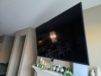 Smart LG TV 65 inches