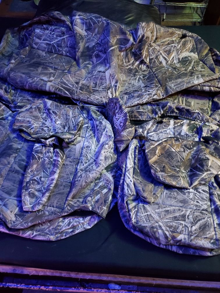 Sportsman camo Co. custom fit waterproof truck seat covers full set custom fit late 90's seirria &silverado w captains chairs