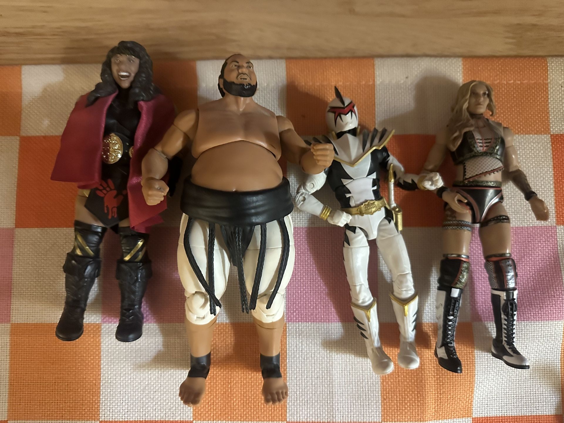 Loose Figure Lot
