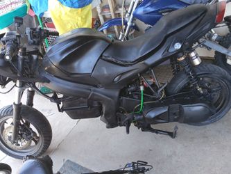 150cc automatic street bike with title