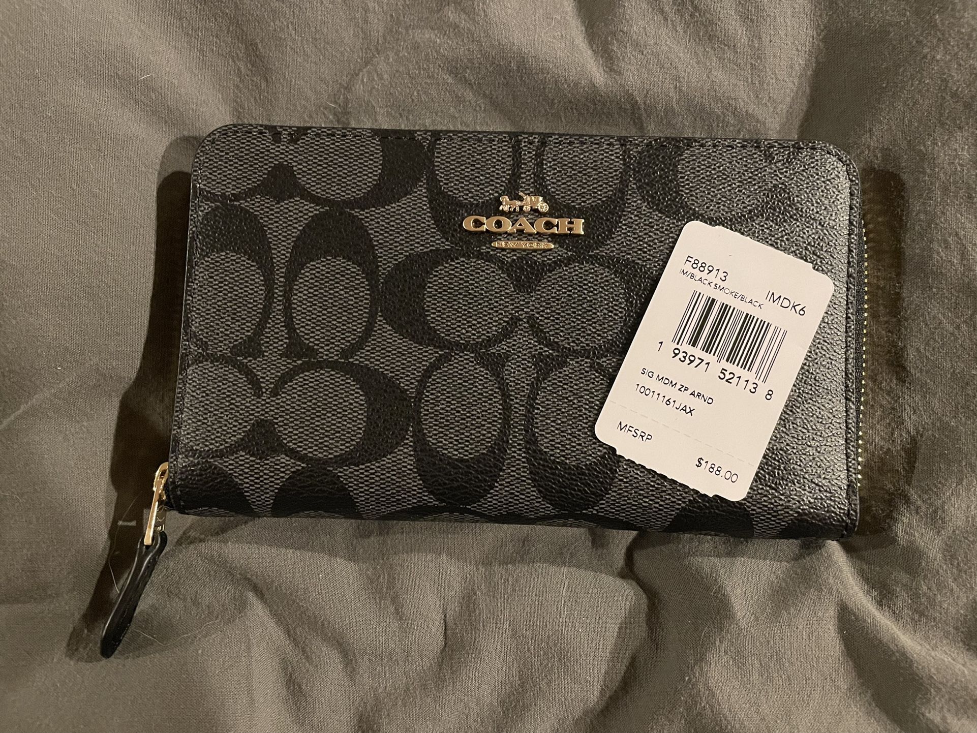 COACH Medium Corner Zip Wallet in Signature Canvas Brand New, Pawn Central, Portland