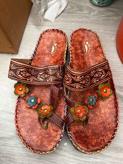 Spring Step Floral Leather Thong Sandals