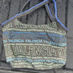 Robin Ruth Valencia Spain Graphic Tote Bag/purse black teal and white, new with tags 