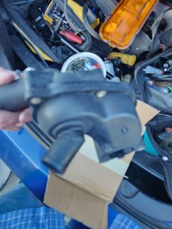05-09 mustang V6 thermostat