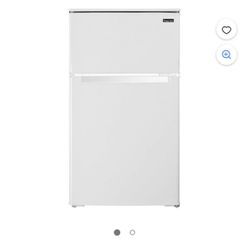 Magic Chef Mini Fridge/freezer