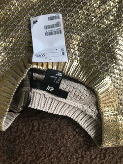 Forever 21 sweater size small $8