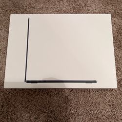 MacBook Air 13” M2, 2022