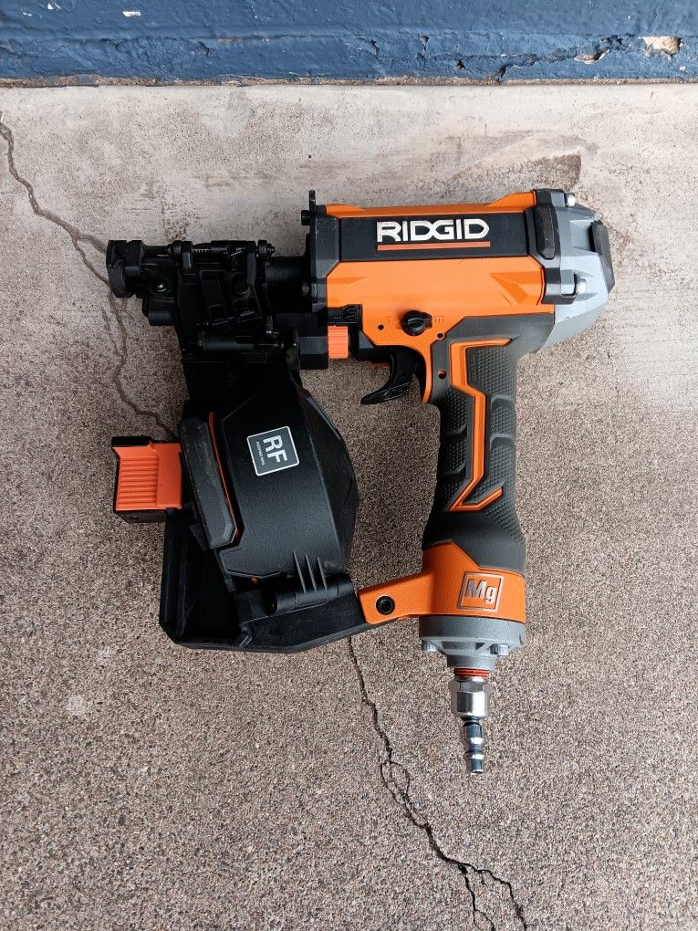 COIL ROOFING NAILER