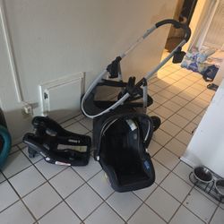 Graco Stroller With Car Seat And Car Seat Attachment 